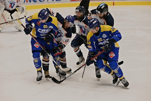 PLAY OFF: SEMIFINÁLE č. 3 11