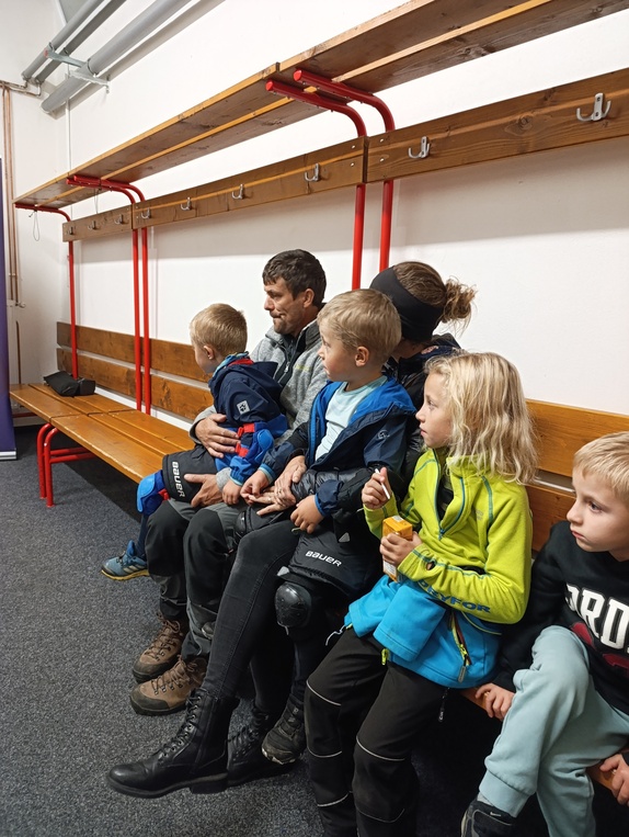 Pojď hrát hokej 11