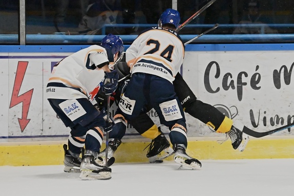 14.11.25 Milevsko B (4) 8