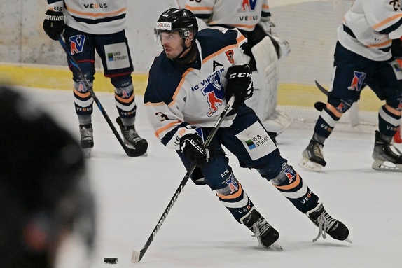 14.11.25 Milevsko B (4) 10