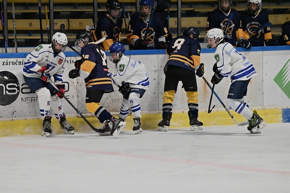 16.11.25 9 tř.-Střelci J.H. 12